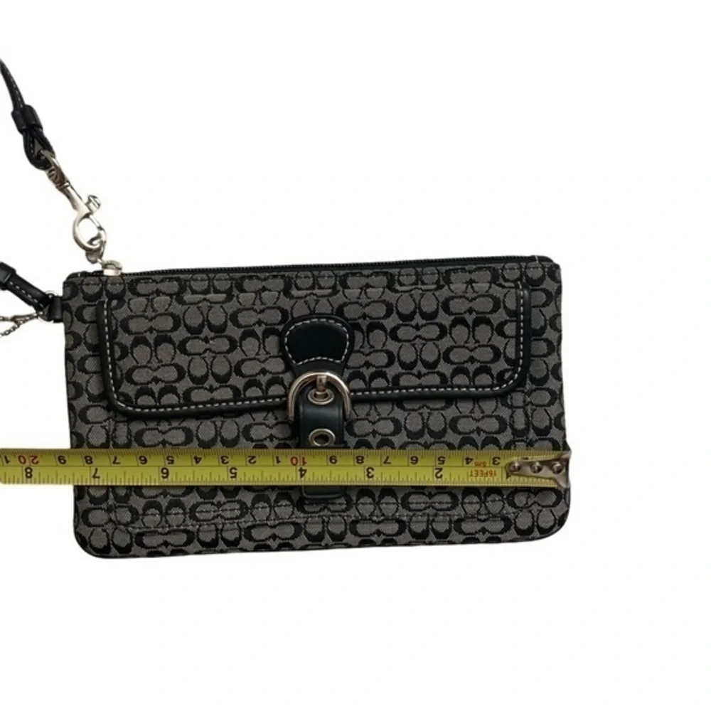 Coach gray black signature c wristlet bag y2k vintage soho